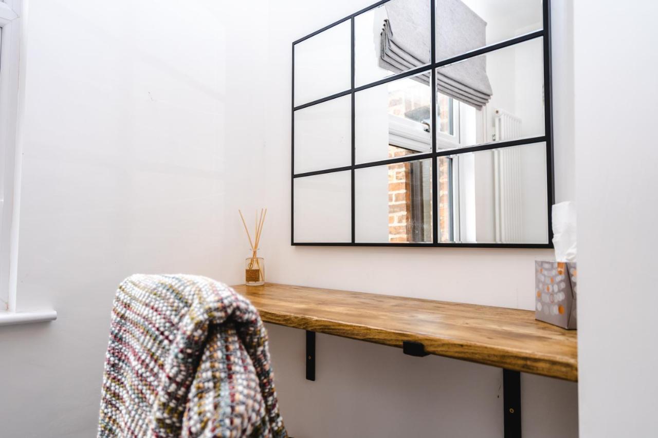 Best Stays York - Bishy Road Abode ภายนอก รูปภาพ